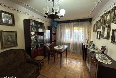 Apartament cu 4 camere decomandat în Ultracentral