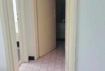 Apartament cu 2 camere semidecomandat în Micro 9