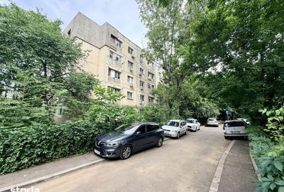 Apartament cu 2 camere semidecomandat în Gara de Nord