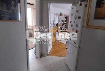 Apartament cu 2 camere decomandat, mobilat în Progresul - 12