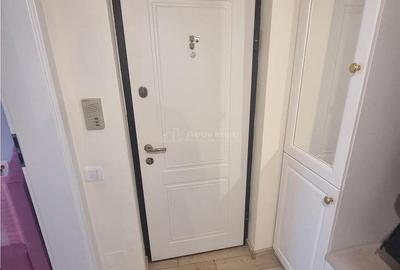 Apartament cu 3 camere decomandat în Libertății - 11