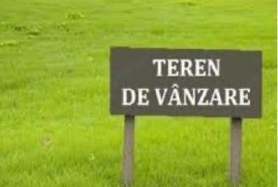 Teren de 3600 mp, în Central