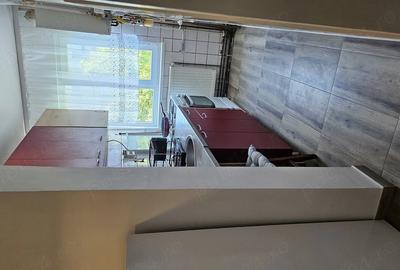 Apartament cu 3 camere semidecomandat în Circumvalațiunii - 8