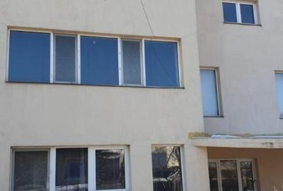 Duplex cu 6 camere cu Canalizare în Central - 4