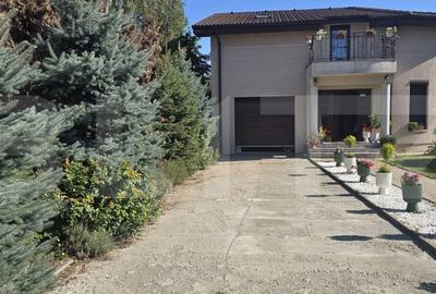 Casă cu 4 camere în Bercu Roșu