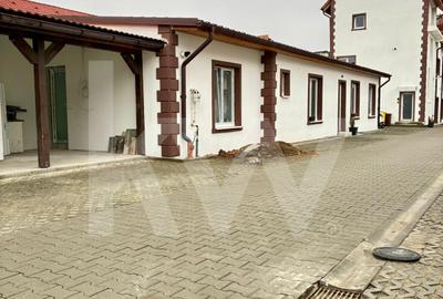 Apartament cu 3 camere decomandat în Turnișor - 2