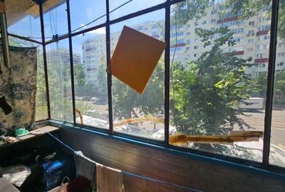 Apartament cu 2 camere semidecomandat în Berceni - 9