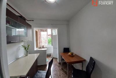 Apartament cu 2 camere decomandat în Lipovei - 4