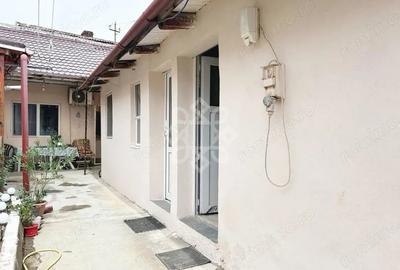 Casă cu 2 camere cu Teren 226 Mp în Iosia