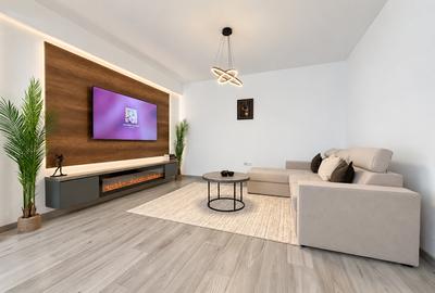 Apartament cu 3 camere decomandat în Energia