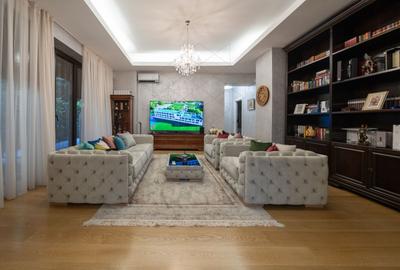 Apartament cu 5 camere decomandat, mobilat în Herăstrău