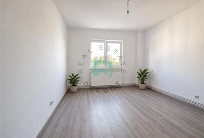 Garsonieră decomandată în Astra
