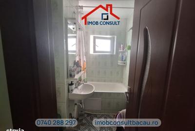 Apartament cu 3 camere decomandat în Banca Națională