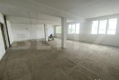 Spațiu comercial, de 488 mp, în Jibou - 1