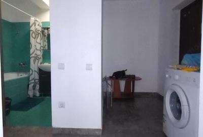 Apartament cu 2 camere decomandat în Florești