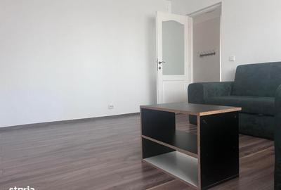 Apartament cu 3 camere decomandat în Micro 4 - 1
