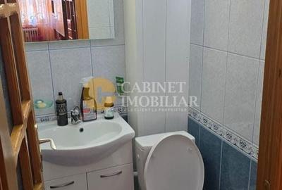 Apartament cu 3 camere decomandat în Nicolina - 8