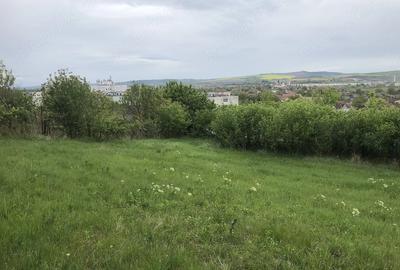 Teren de 3200 mp, în Central - 1