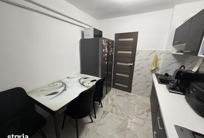 Apartament cu 4 camere decomandat în Central - 2