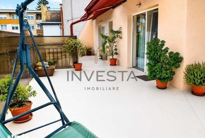 Apartament cu 4 camere semidecomandat în Între Lacuri