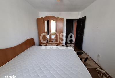 Apartament cu 2 camere semidecomandat în Micro 6 - 9