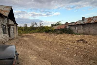 Casă cu 4 camere în Central - 1