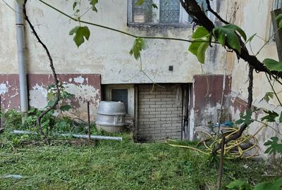 Casă cu 4 camere decomandat în Buntești - 4