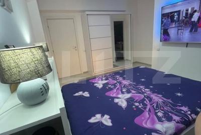 Apartament cu 3 camere decomandat, mobilat în Periferie