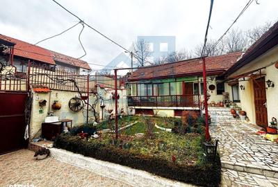 Casă cu 4 camere cu Teren 207 Mp în Central - 1