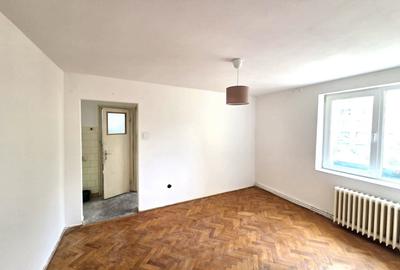 Apartament cu 3 camere semidecomandat în Gheorgheni - 1