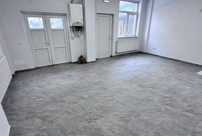 Spațiu comercial, de 81 mp, în Tolstoi - 6
