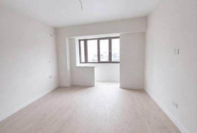 Apartament cu 3 camere decomandat în Piața Centrală - 3