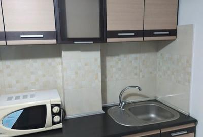 Apartament cu 2 camere decomandat în Drumul Taberei
