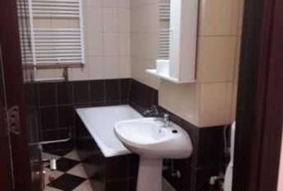 Garsonieră decomandată în Tei