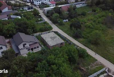Teren de 2200 mp, în Berceni