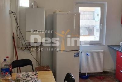 Apartament cu 2 camere semidecomandat în Dâmbovița