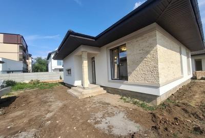 Casă individuală cu 4 camere cu Canalizare în Bragadiru