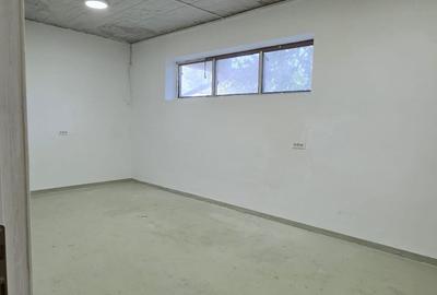 Casă cu 6 camere cu Garaj în DN 1 - 10