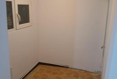 Casă cu 3 camere cu Teren 148 Mp în Fundeni