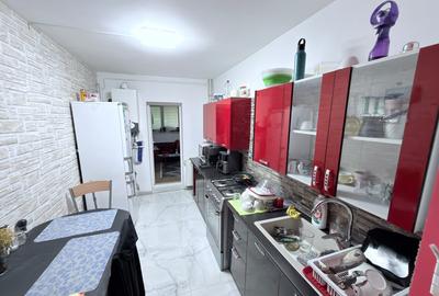 Apartament cu 4 camere în Central - 1