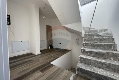 Casă cu 3 camere cu Garaj în Muncii - 13