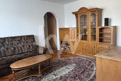 Apartament cu 2 camere semidecomandat, mobilat în Florilor - 1