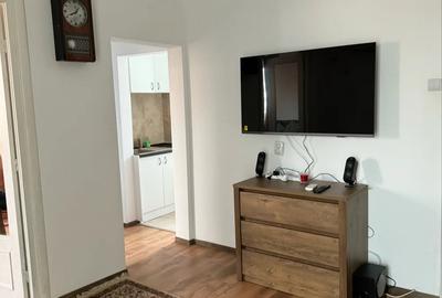 Apartament cu 2 camere semidecomandat, mobilat în Cișmigiu