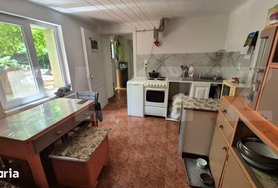 Casă cu 4 camere cu Teren 584 Mp în Burdea - 10