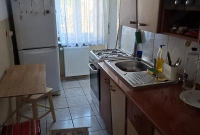 Garsonieră decomandată în Trivale - 2