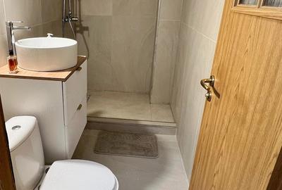 Apartament cu 2 camere decomandat în Vitan