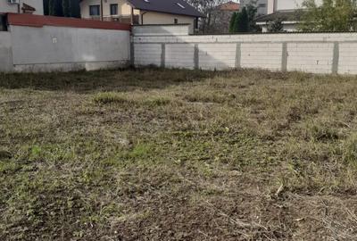 Teren Construcții intravilan de 500 mp, în Primo