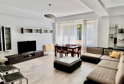 Apartament cu 3 camere, mobilat în Iancu Nicolae