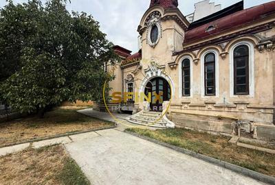 Casă individuală cu 9 camere cu Teren 707 Mp în P-ța Romană - 1
