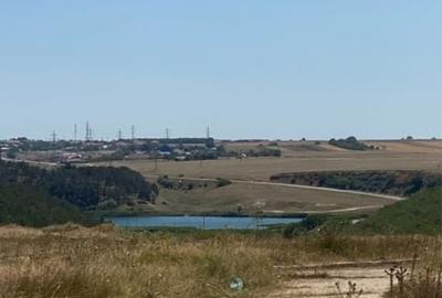 Teren de 2660 mp, în Central